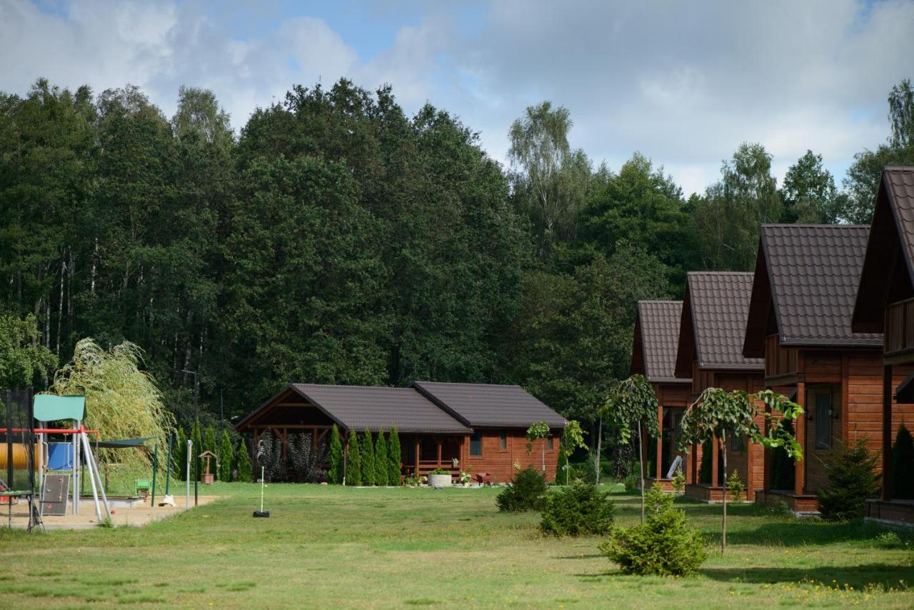 Caloroczny Sosenka 1-5 Z 2 Sypialniami, Aneksem, Lazienka I Salon *