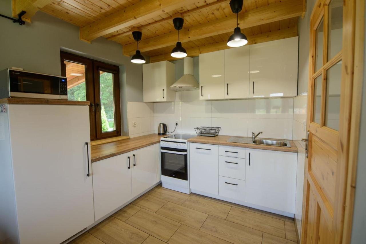Holiday home Caloroczny Sosenka 1-5 Z 2 Sypialniami, Aneksem, Lazienka I Salon Milicz