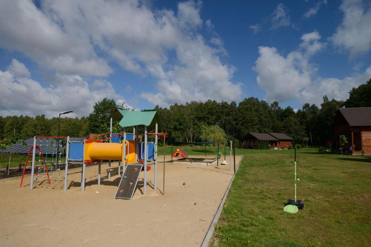Caloroczny Sosenka 1-5 Z 2 Sypialniami, Aneksem, Lazienka I Salon Holiday home